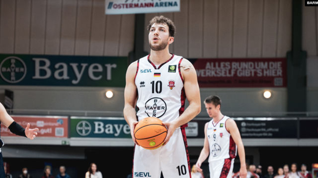 Konzentration: Für Haris Hujic und seine Mannschaftskameraden liegt die Kraft in der Ruhe / Foto: Nils Althoff