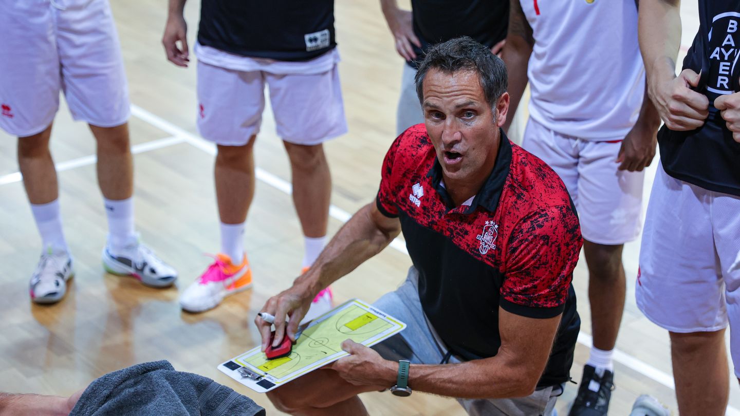 Coach Hansi Gnad war mit der Leistung seiner Mannschaft in Haspe nicht zufrieden / Foto: Frank Fankhauser