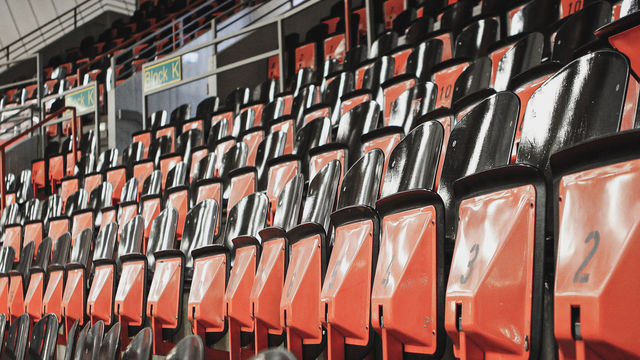 Leere Ränge in der Ostermann-Arena / Foto: Michael Fleschenberg