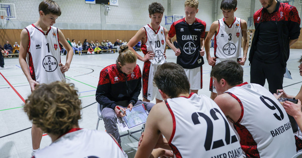 jbbl-team-bernimmt-tabellenf-hrung-giants-tsv-bayer-04-leverkusen
