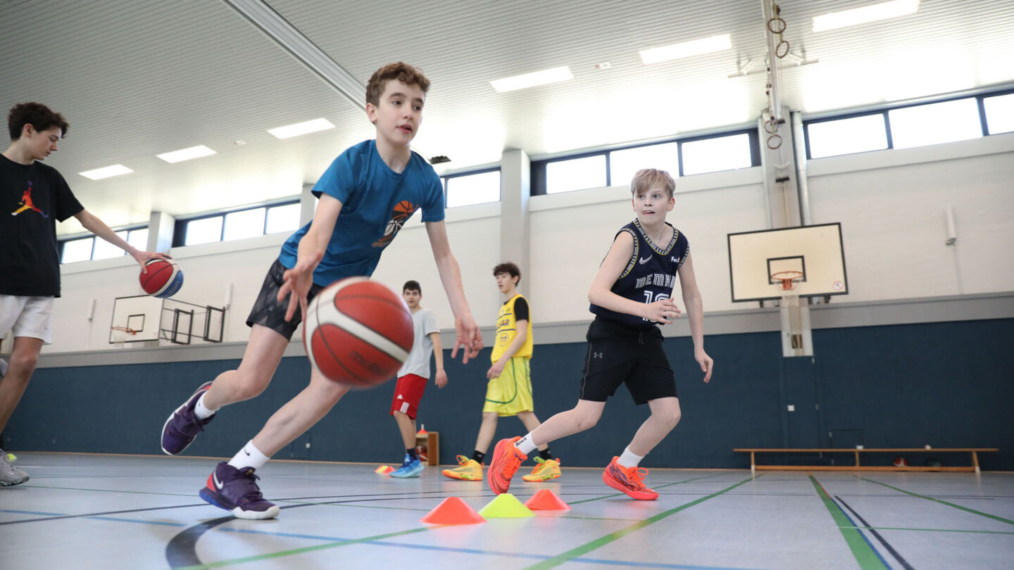 Im GIANTS-Camp in der 5. Ferienwoche gibt es Basketball satt.