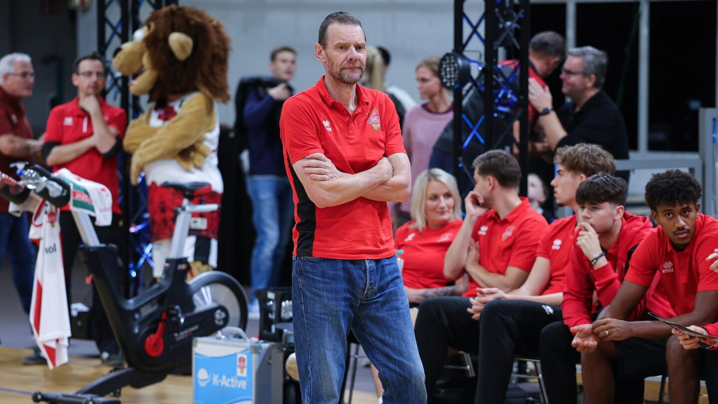 Trainer Mike Koch freut sich auf das letzte Spiel der Vorbereitung / Foto: Frank Fankhauser