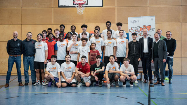 Das BasKidball-Projekt wird nun gefördert von der Bürgerstiftung Leverkusen. Foto: Althoff