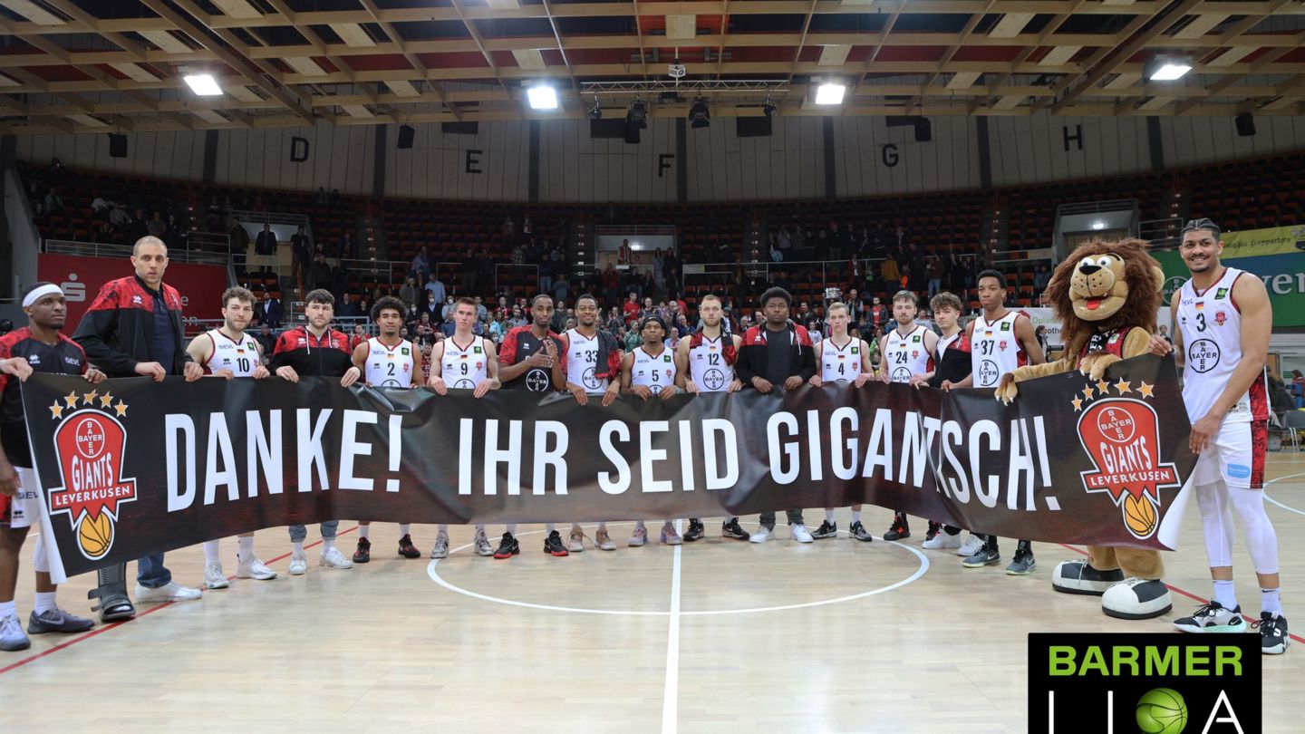 "Danke! - Ihr seid Gigantisch!" - Die GIANTS wussten bei wem sich zu bedanken hatten / Foto: Michael Fleschenberg