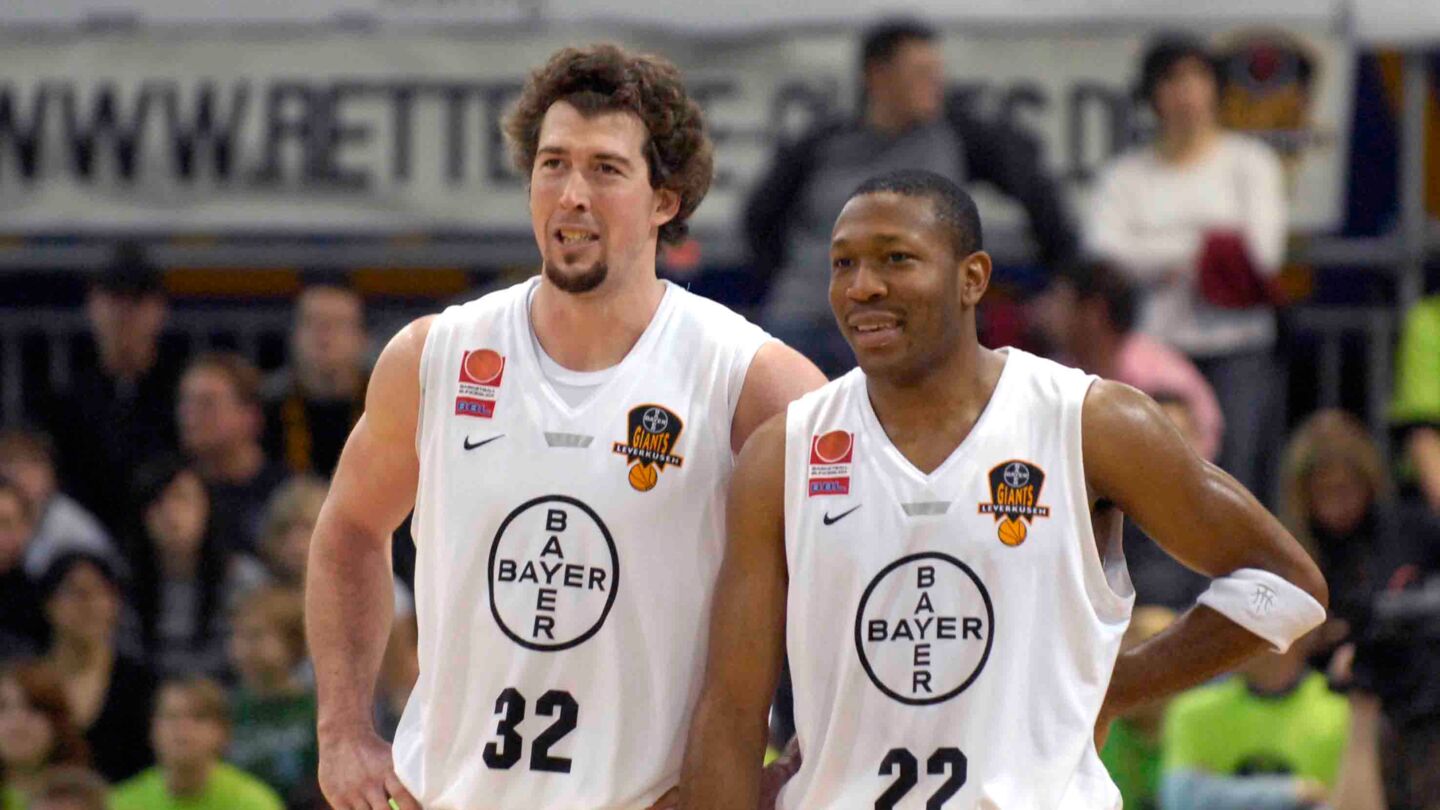 Nate Fox (Nr. 32) mit Tyron "The Cat" McCoy, 2008 / Foto: BAYER GIANTS