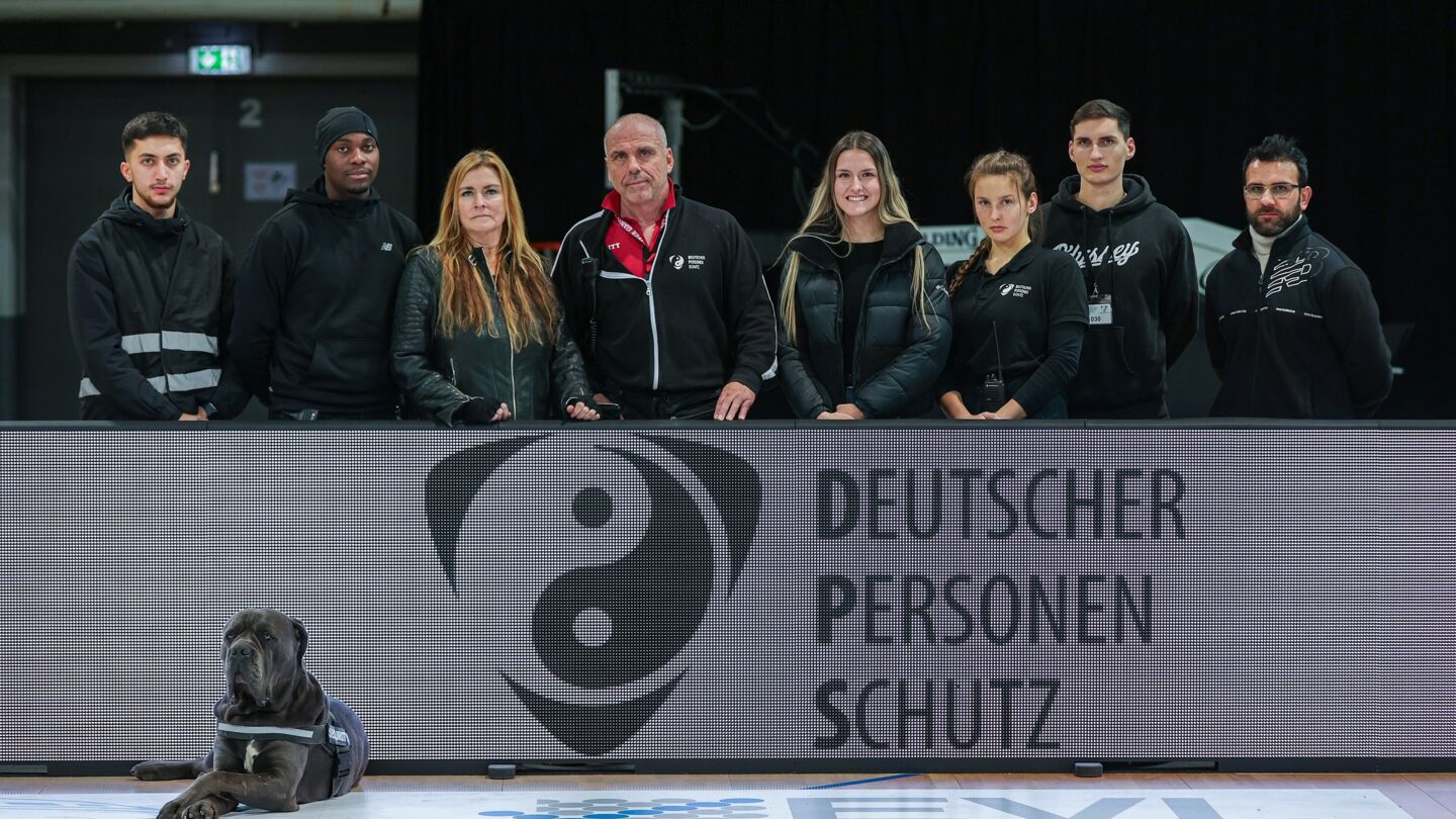 13 Jahre BAYER GIANTS: Der DPS Personenschutz sorgt in der Ostermann-Arena für Sicherheit / Foto: Frank Fankhauser