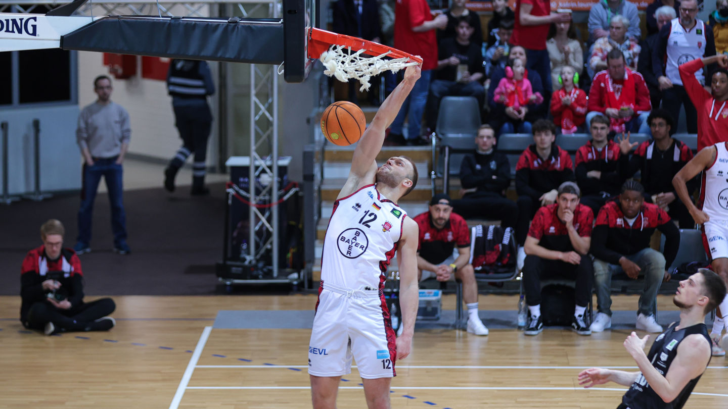 "Slaaaam Duuuunk" - Melvin Jostmann will es in Karlsruhe krachen lassen! / Foto: Frank Fankhauser