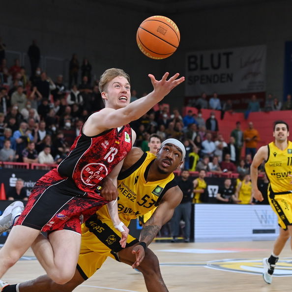 Lennard Winter erzielte gegen Tübingen zehn Punkte / Foto: Pressefoto Ulmer