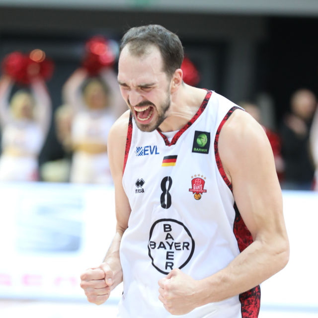Hatte allen Grund zu jubeln: Dejan Kovacevic war mit 27 Punkten Topscorer seiner GIANTS / Foto: Uwe Pulsfort