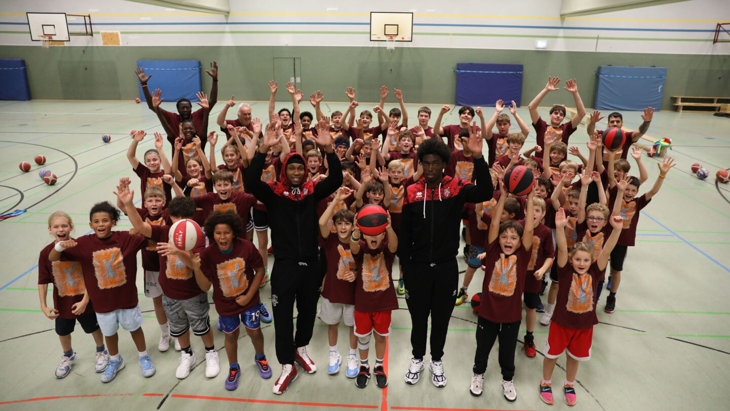 Mittendrin statt nur dabei: Profi-Alarm im Herbstcamp. Fotos: Pulsfort