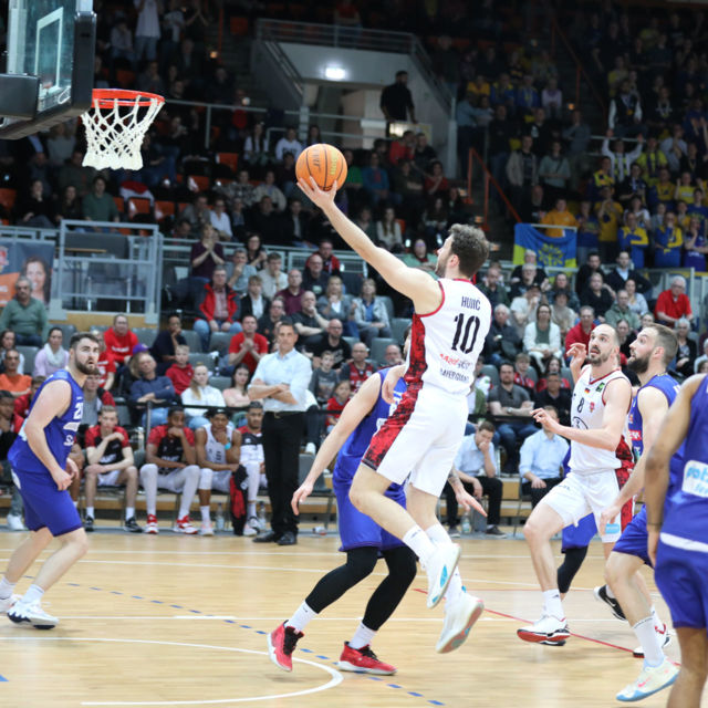 Haris Hujic und die GIANTS mussten sich Phoenix Hagen geschlagen geben. Foto: Pulsfort