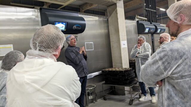 Die GIANTS-Partner erhielten von Oliver Platt eine exklusive Führung durch die Bäckerei Evertzberg. Foto: Rahim