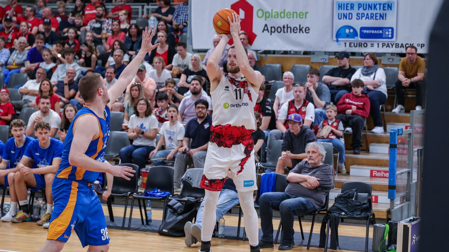 Moritz Hübner und seine Kollegen konnten Speyer in heimischer Halle bezwingen / Foto: Frank Fankhauser