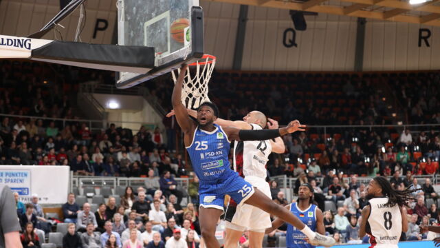 Dennis Heinzmann & Co. hatten gegen Karlsruhe das Nachsehen / Foto: Uwe Pulsfort