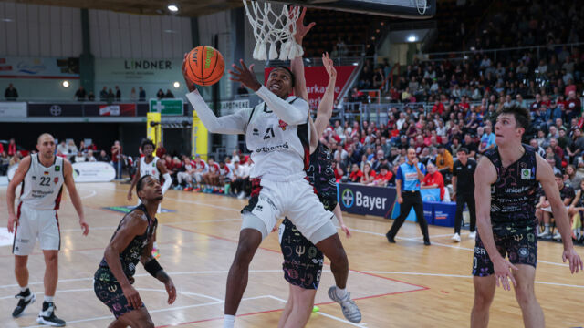 Scorte gegen Paderborn zweistellig, auch gegen Karlsruhe? John Williams Jr. / Foto: Frank Fankhauser