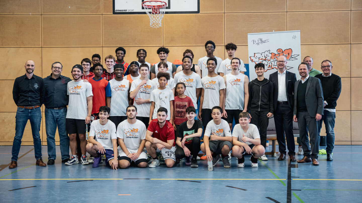 Das BasKidball-Projekt wird nun gefördert von der Bürgerstiftung Leverkusen. Foto: Althoff