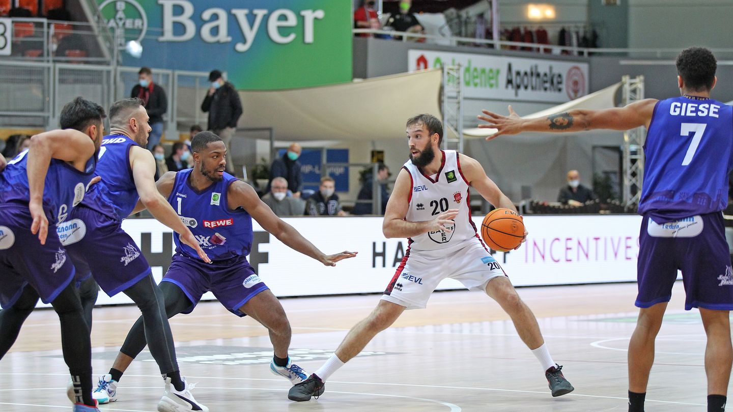 Zurück in die Ischeland: GIANT J.J. Mann spielte 2015/16 für Hagen in der BBL / Foto: Michael Fleschenberg