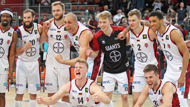 1:1! Die "Giganten" gleichen gegen Trier aus / Foto: Michael Fleschenberg