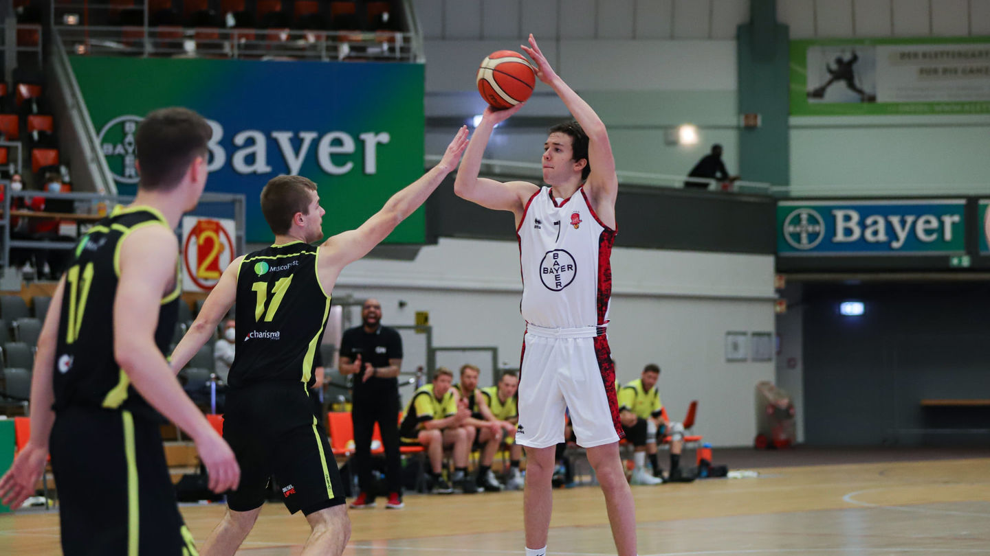 Für Duje Dumjovic und die Herren ll ist das Tor zu den Playoffs weit geöffnet / Foto: Frank Fankhauser