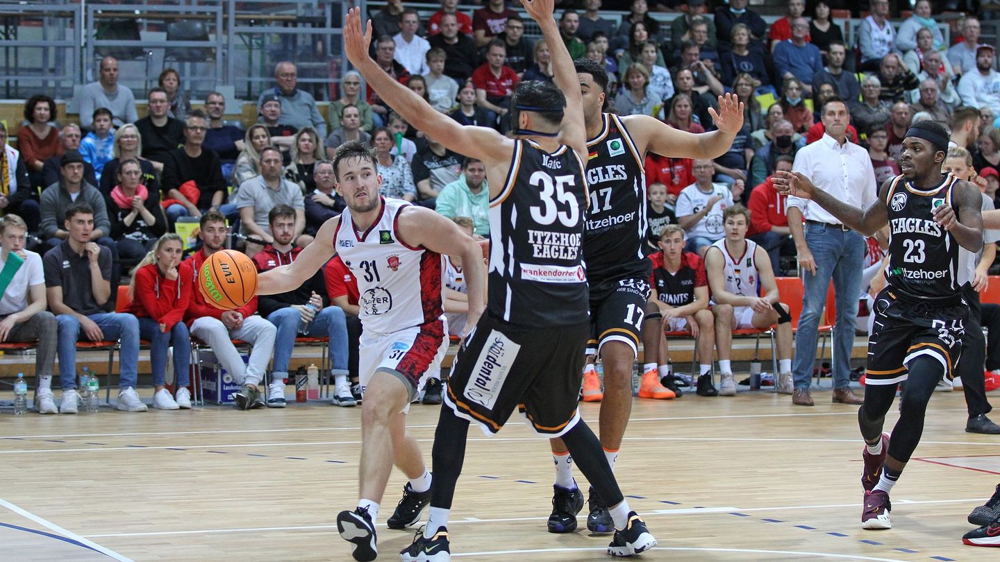 Erzielte 23 Punkte und war bester Scorer seiner Farben: Spencer Reaves (Foto: Michael Fleschenberg)
