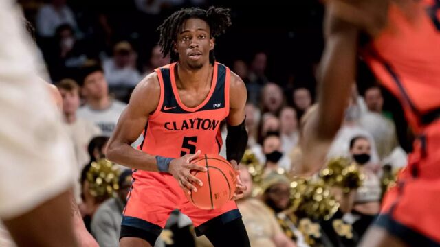 Ricardo Lynch (hier im Trikot der Clayton State University 2022) spielt 2025/26 für BAYER / Foto: CSU