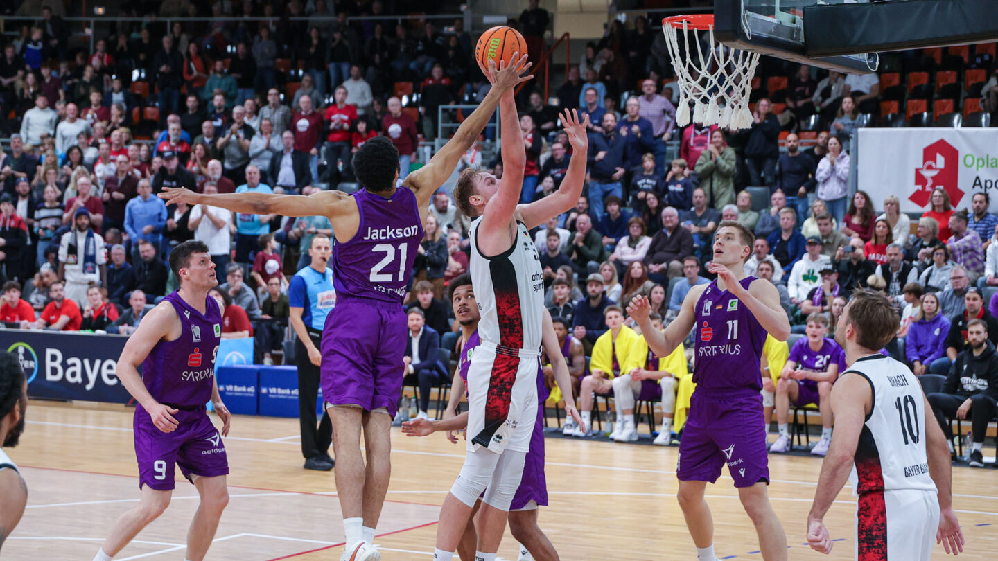 Kam auf 11 Zähler in Gießen: Sören-Eyke Urbansky / Foto: Frank Fankhauser