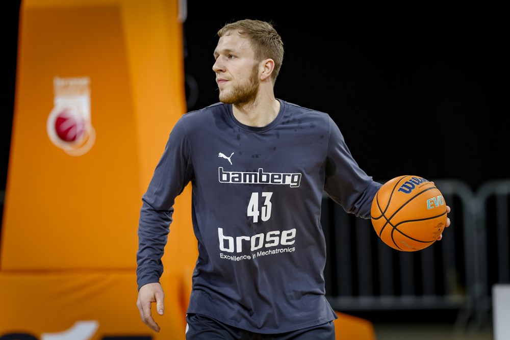 Chris Sengfelder im Shooting Shirt von Brose Bamberg / Foto: FIBA Champions League